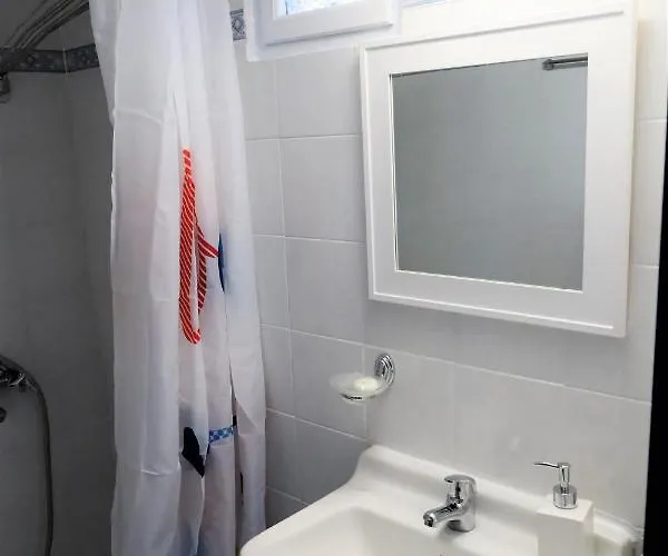 펜션 Stella's In Koronos